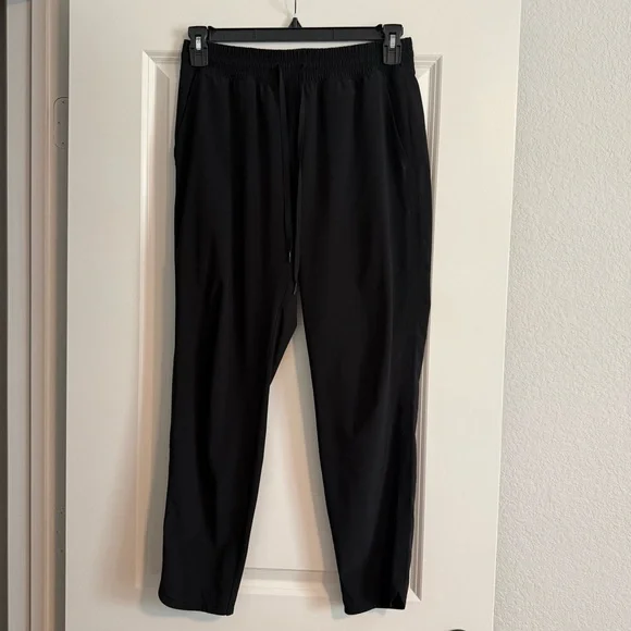 GAP FIT BLACK DRAWSTRING JOGGERS SIZE SMALL - Picture 1 of 5